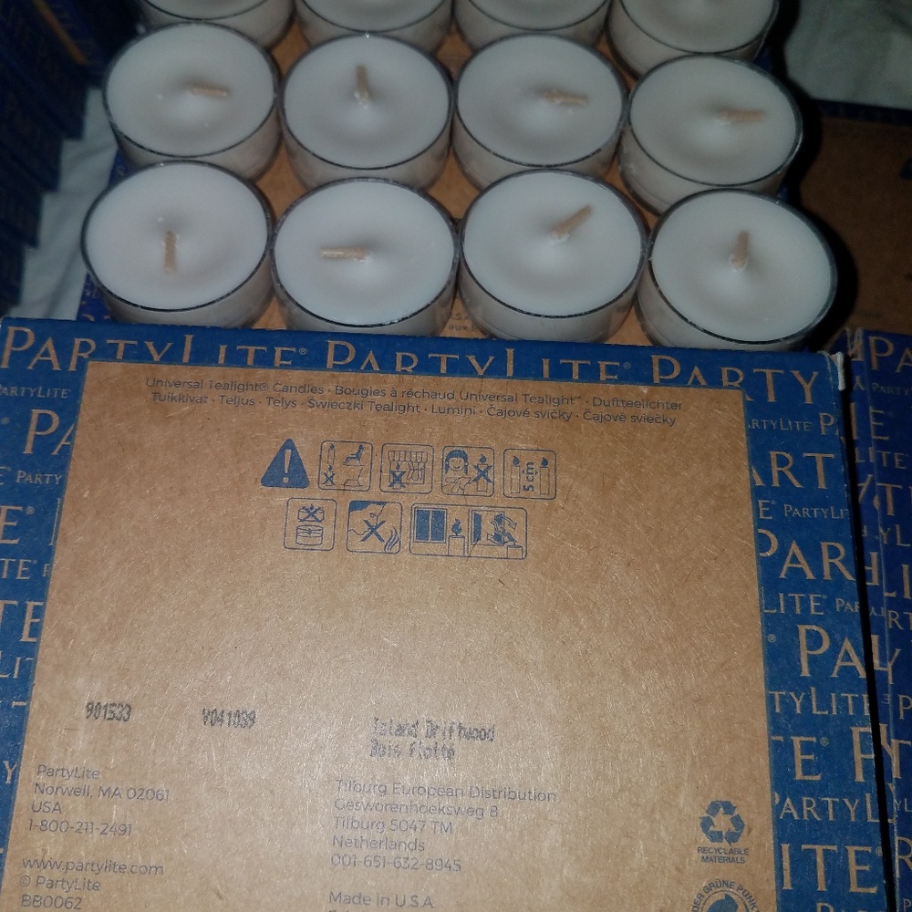 Island Driftwood tealights by PartyLite 1 dozen